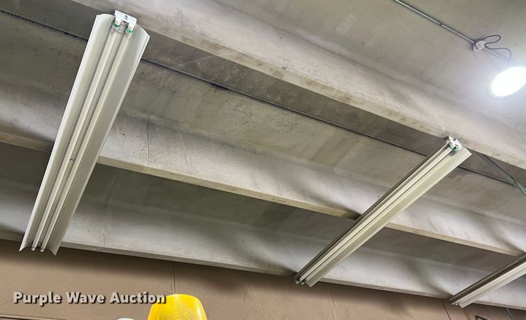 image for item DR1531 (24) shop lights