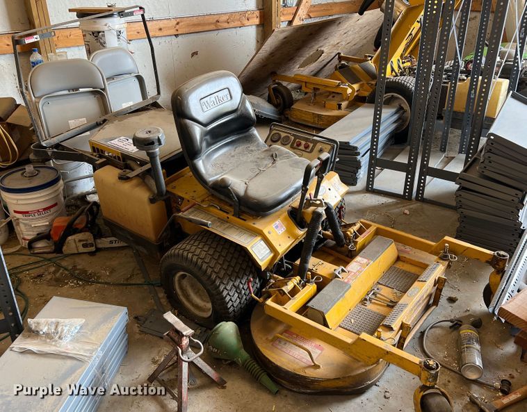image for item DR1532 Walker MTGHS  ZTR lawn mower