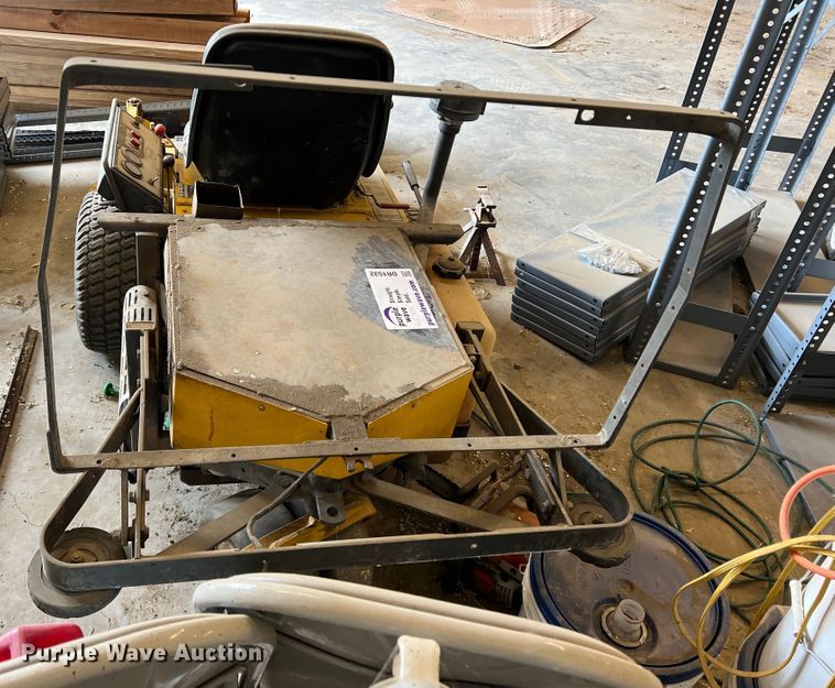 image for item DR1532 Walker MTGHS  ZTR lawn mower