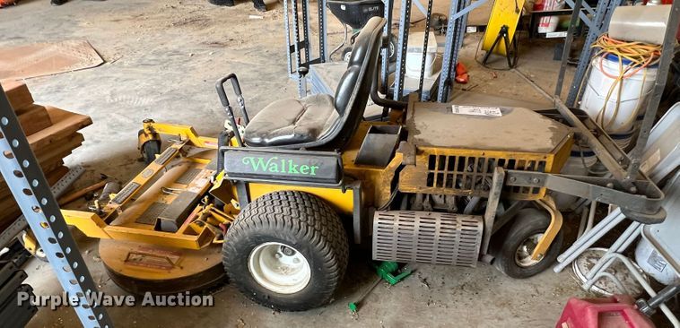 image for item DR1532 Walker MTGHS  ZTR lawn mower