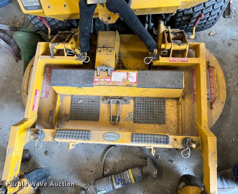 image for item DR1532 Walker MTGHS  ZTR lawn mower