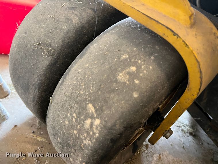 image for item DR1532 Walker MTGHS  ZTR lawn mower