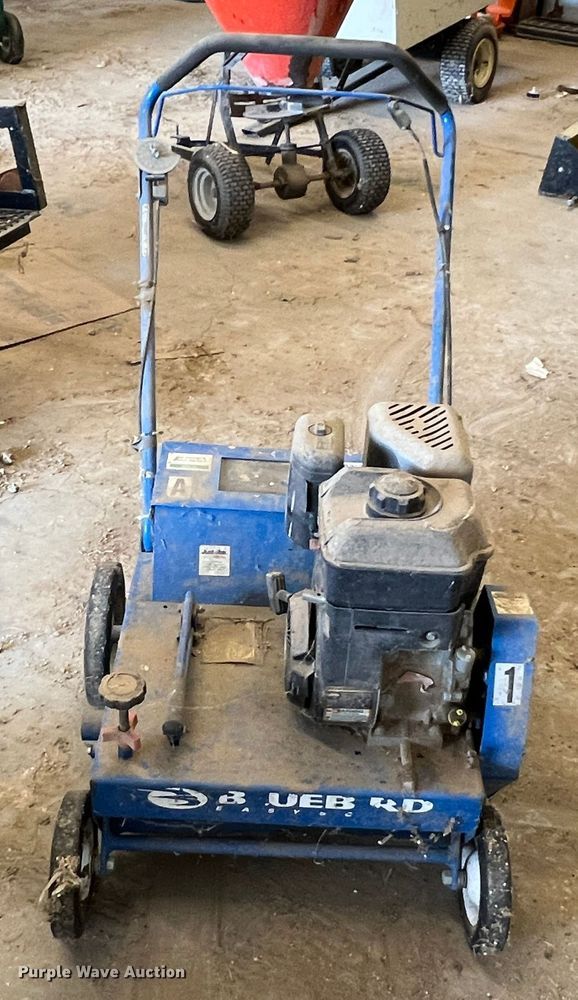 image for item DR1534 Blue Bird P185BDS  seeder