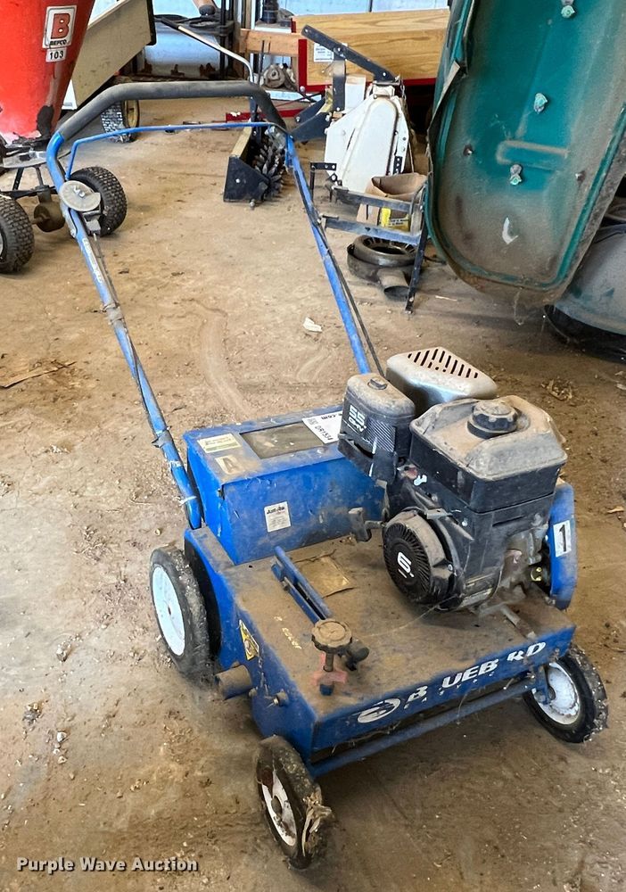 image for item DR1534 Blue Bird P185BDS  seeder