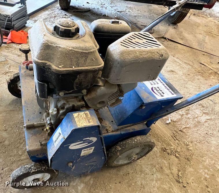 image for item DR1534 Blue Bird P185BDS  seeder