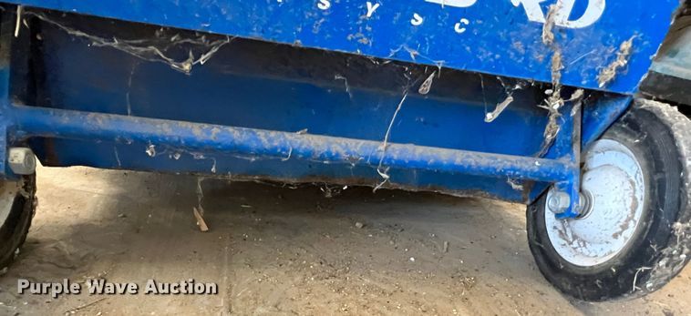 image for item DR1534 Blue Bird P185BDS  seeder