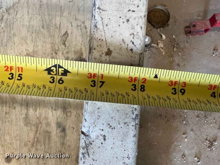 image for item DR1542 Club Cadet  lawn cart