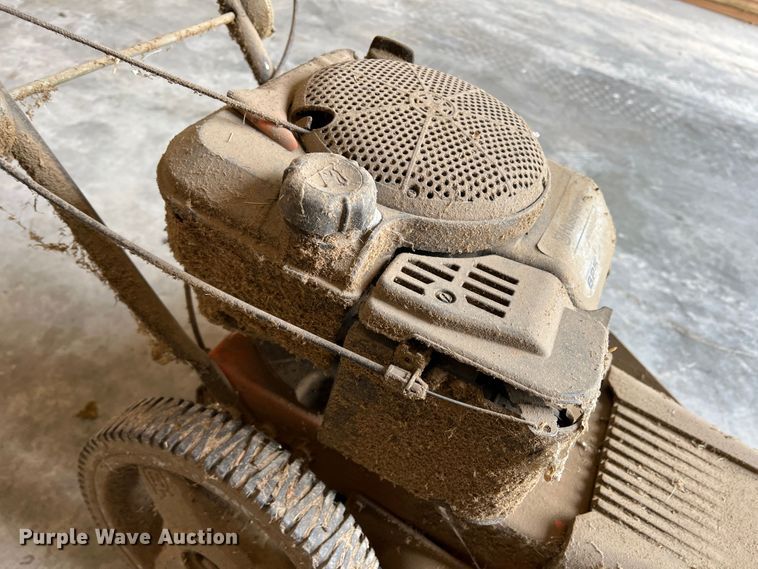 image for item DR1543 Husqvarna HU625WT  string trimmer