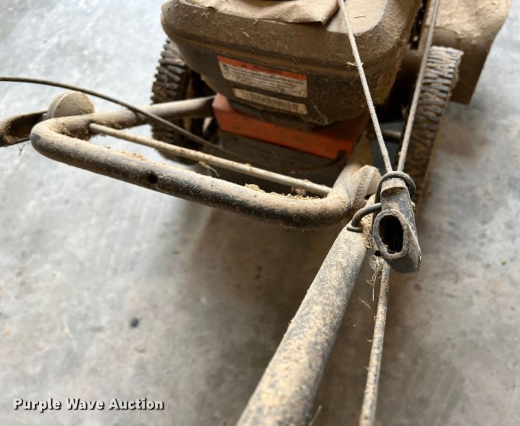 image for item DR1543 Husqvarna HU625WT  string trimmer