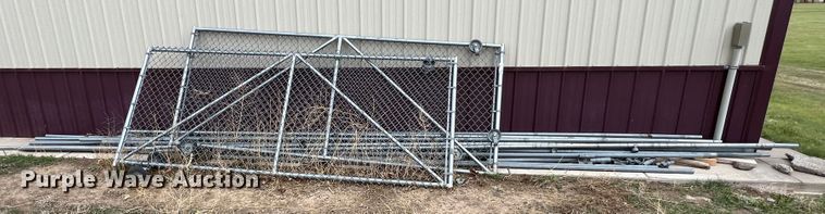 image for item DR1544 Chain link fence