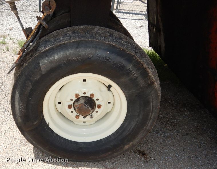 image for item DT9787 1971 Ingram 92800  pneumatic roller