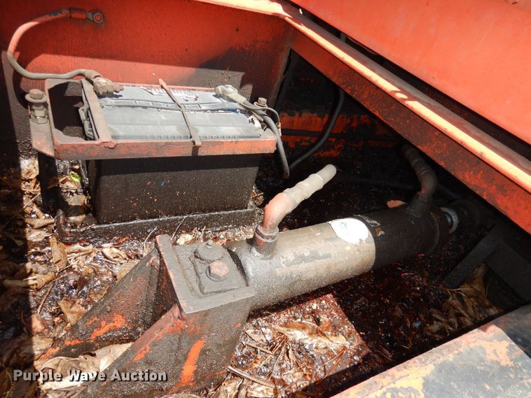 image for item DT9787 1971 Ingram 92800  pneumatic roller