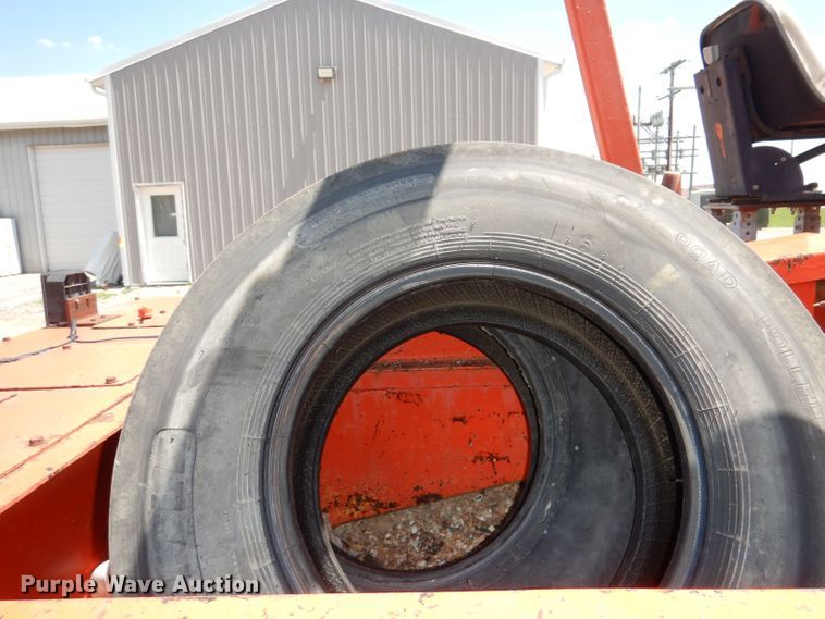 image for item DT9787 1971 Ingram 92800  pneumatic roller