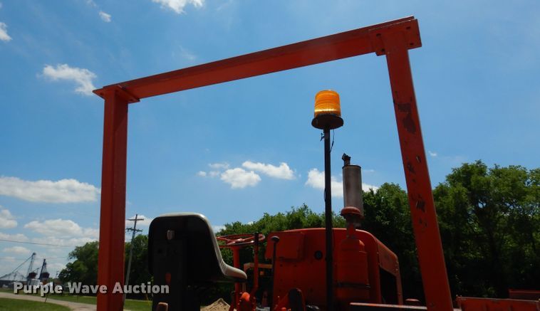 image for item DT9787 1971 Ingram 92800  pneumatic roller