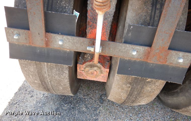 image for item DT9787 1971 Ingram 92800  pneumatic roller