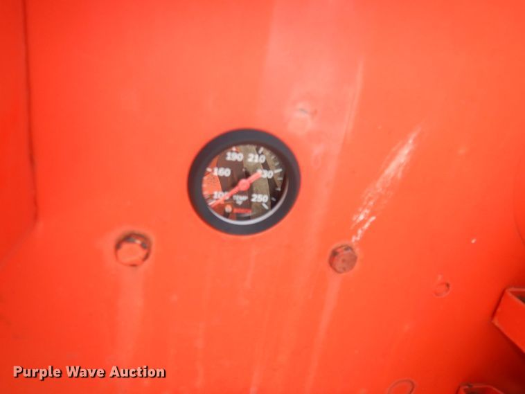 image for item DT9787 1971 Ingram 92800  pneumatic roller