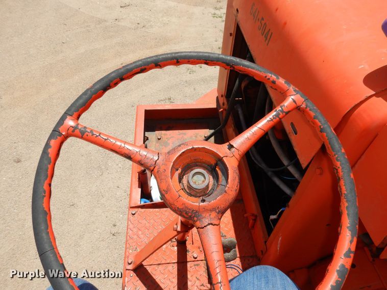 image for item DT9787 1971 Ingram 92800  pneumatic roller