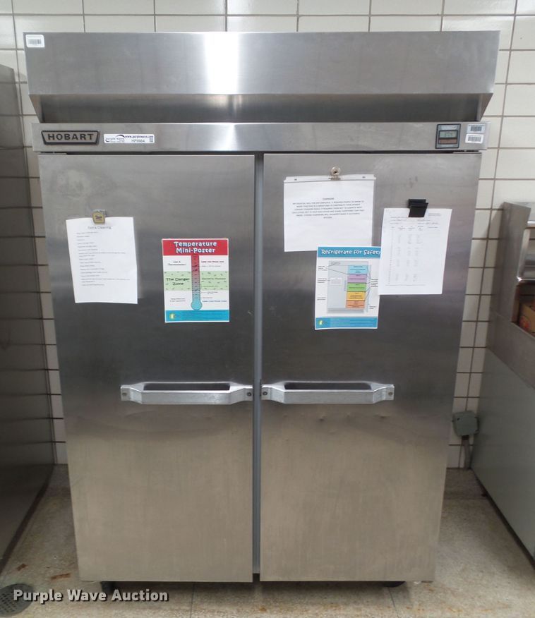 Hobart Q2 refrigerator in Des Moines, IA Item HF9984 sold Purple Wave