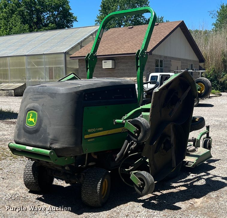 image for item HL9030 John Deere 1600 Turbo Series II  lawn mower