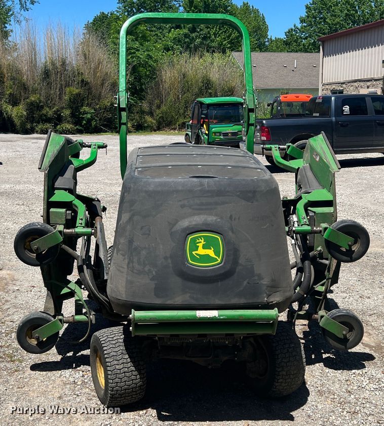 image for item HL9030 John Deere 1600 Turbo Series II  lawn mower