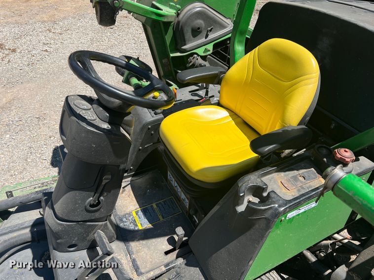 image for item HL9030 John Deere 1600 Turbo Series II  lawn mower