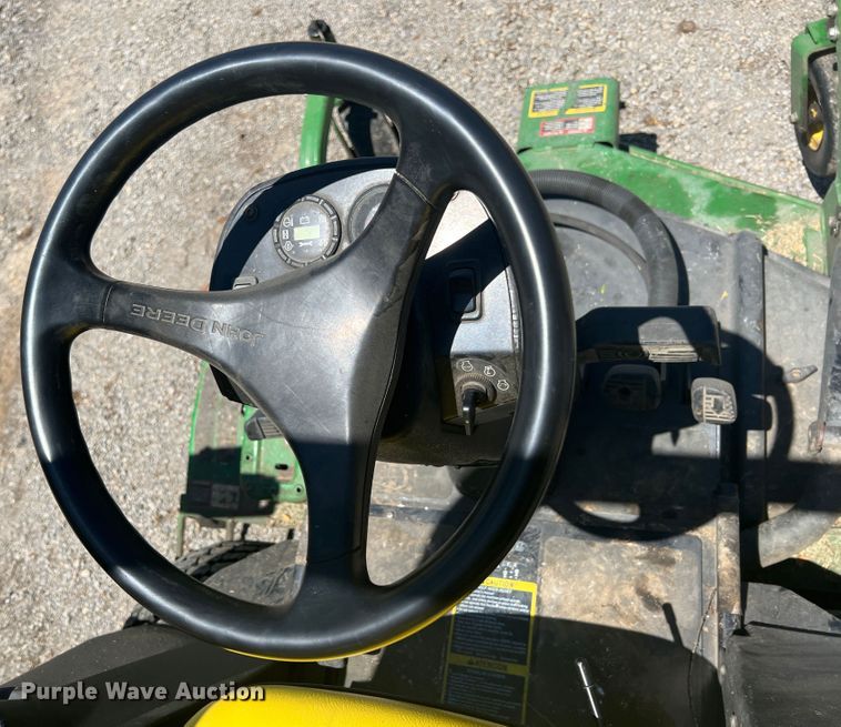 image for item HL9030 John Deere 1600 Turbo Series II  lawn mower