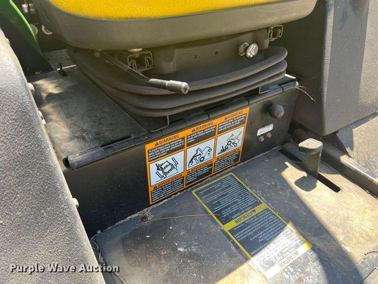 image for item HL9030 John Deere 1600 Turbo Series II  lawn mower