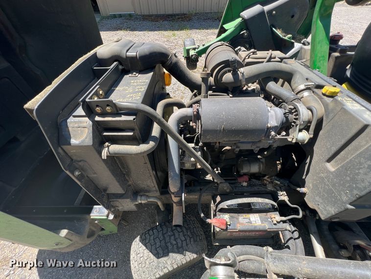 image for item HL9030 John Deere 1600 Turbo Series II  lawn mower