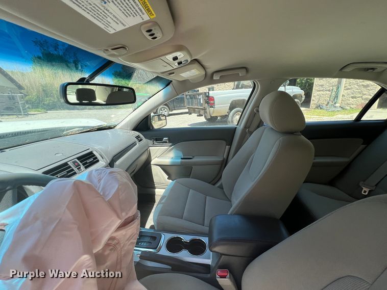 image for item HL9032 2012 Ford Fusion