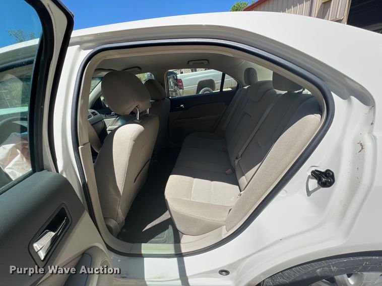 image for item HL9032 2012 Ford Fusion