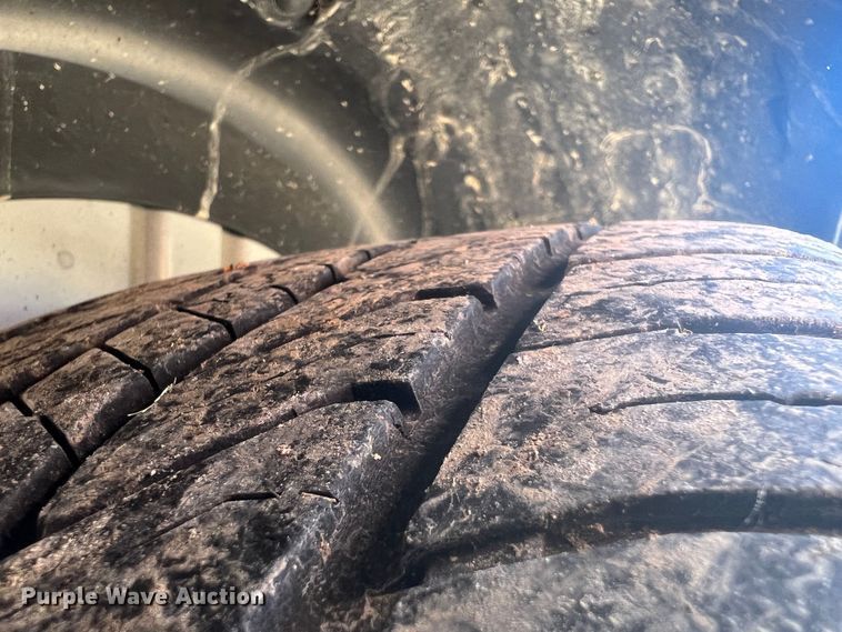 image for item HL9032 2012 Ford Fusion