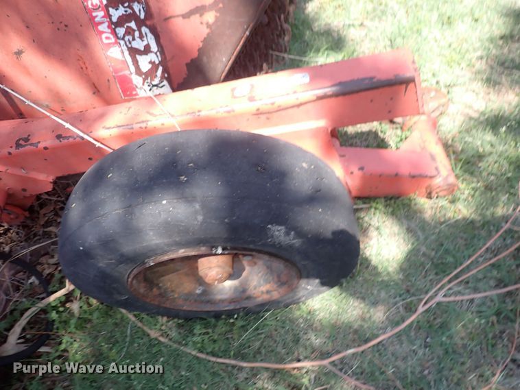 image for item HR9925 Schute  batwing mowers