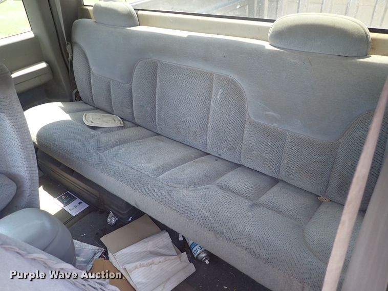 image for item HR9929 1998 Chevrolet 1500  Ext. Cab pickup truck