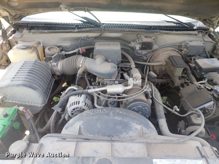 image for item HR9929 1998 Chevrolet 1500  Ext. Cab pickup truck