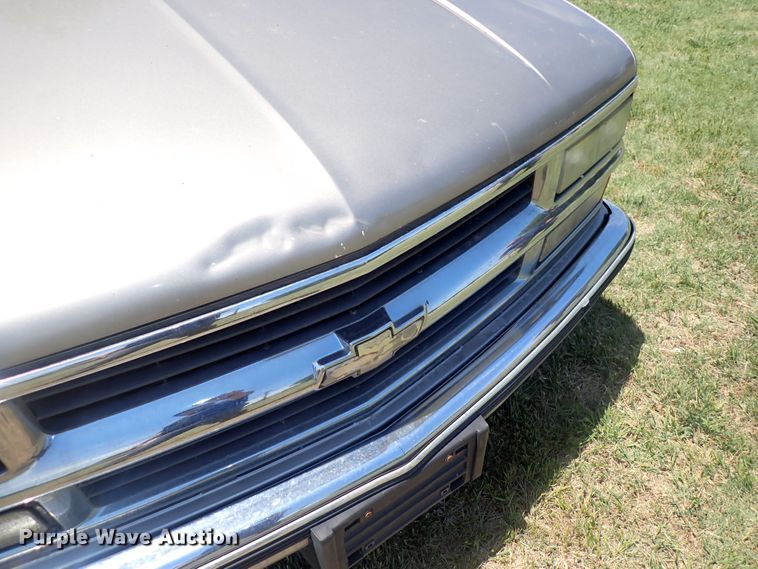 image for item HR9929 1998 Chevrolet 1500  Ext. Cab pickup truck