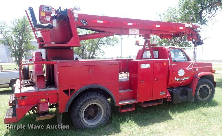 image for item HR9931 1986 Chevrolet 70  digger derrick truck