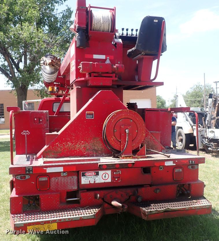 image for item HR9931 1986 Chevrolet 70  digger derrick truck