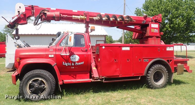 image for item HR9931 1986 Chevrolet 70  digger derrick truck