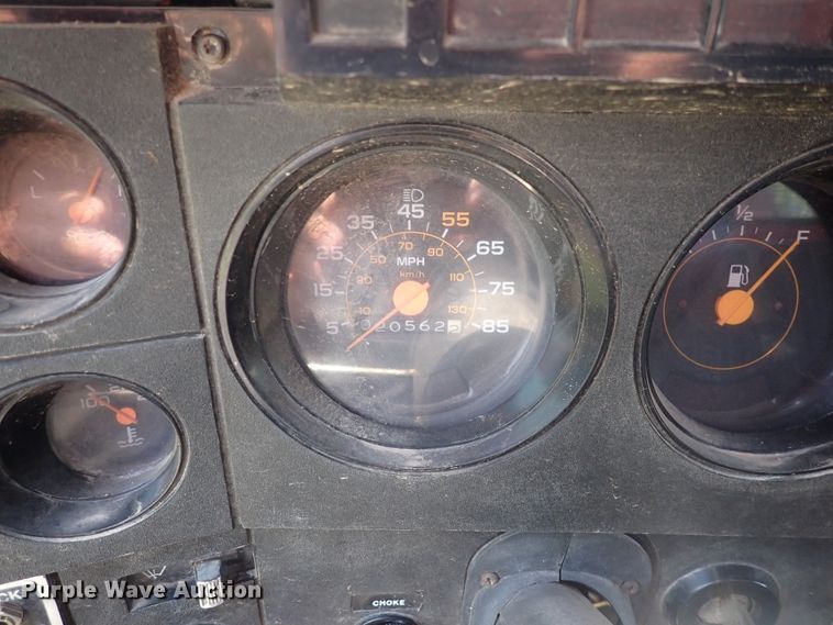 image for item HR9931 1986 Chevrolet 70  digger derrick truck