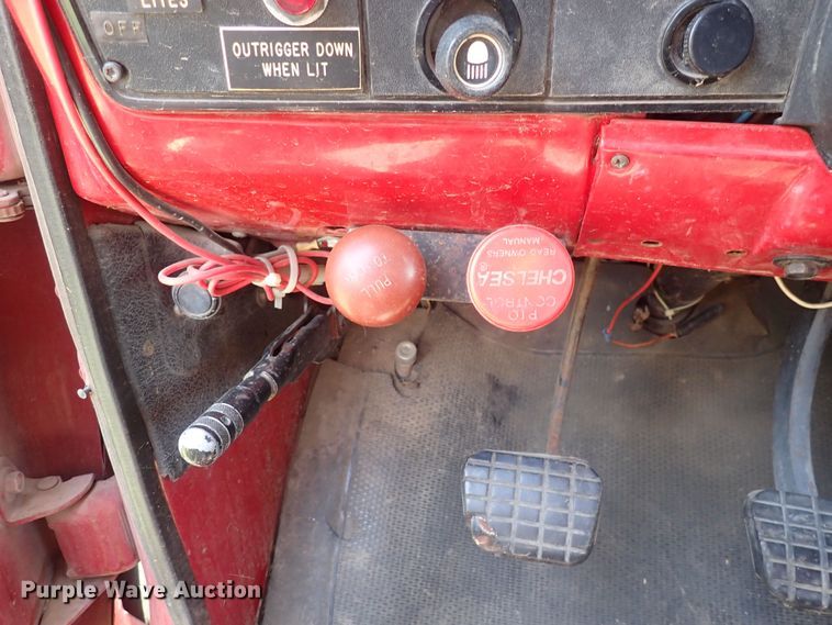 image for item HR9931 1986 Chevrolet 70  digger derrick truck