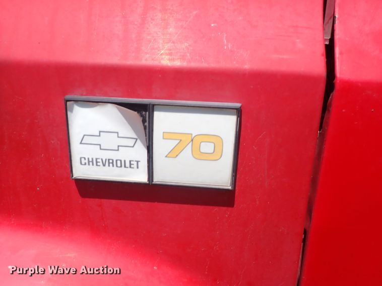 image for item HR9931 1986 Chevrolet 70  digger derrick truck