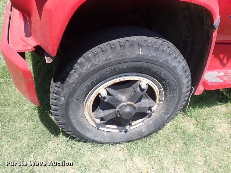 image for item HR9931 1986 Chevrolet 70  digger derrick truck