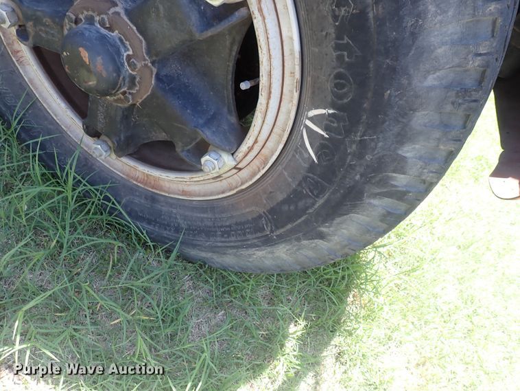 image for item HR9931 1986 Chevrolet 70  digger derrick truck