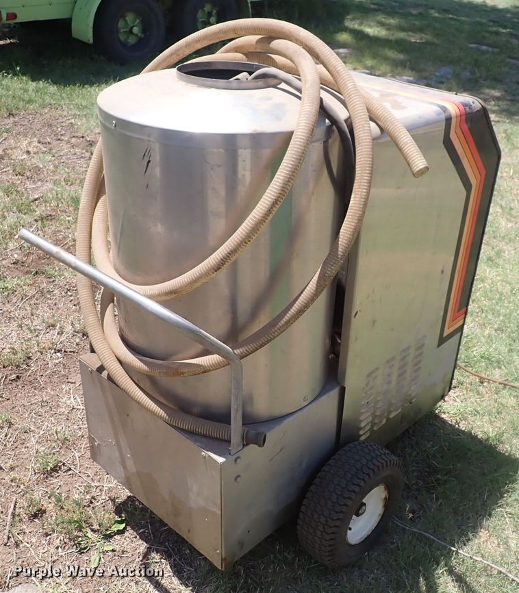 image for item HR9932 Mi-T-M AA 2000  pressure washer