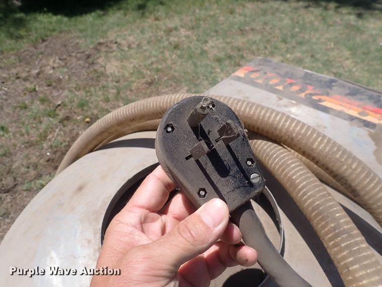 image for item HR9932 Mi-T-M AA 2000  pressure washer