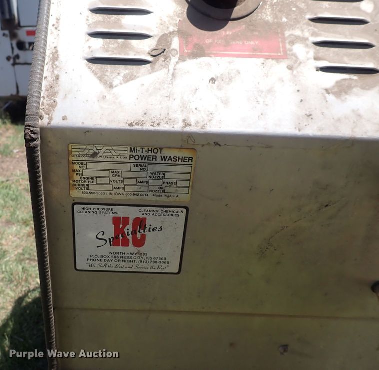 image for item HR9932 Mi-T-M AA 2000  pressure washer