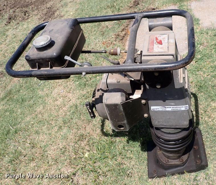 image for item HR9935 Bomag BT58  plate compactor