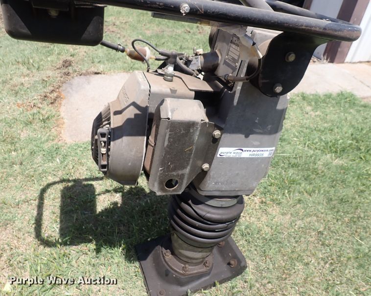 image for item HR9935 Bomag BT58  plate compactor