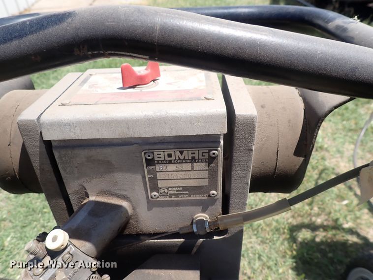 image for item HR9935 Bomag BT58  plate compactor