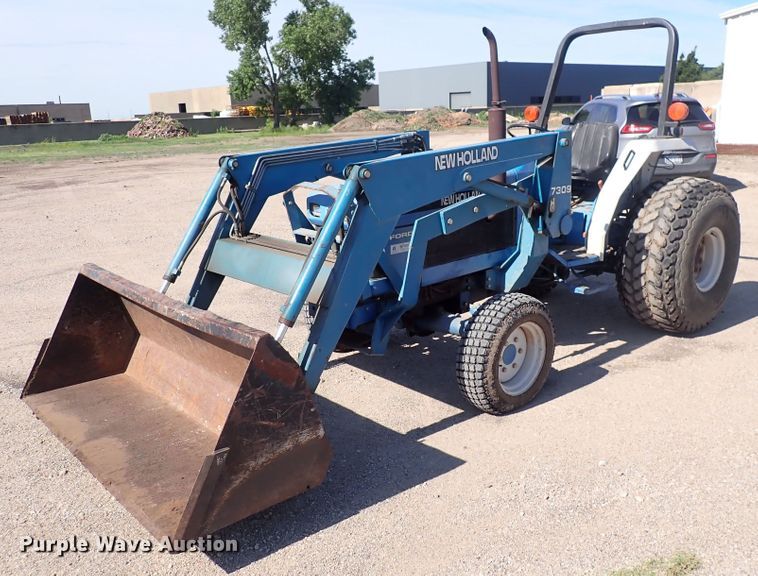 image for item HR9984 New Holland 2120  MFWD tractor